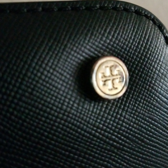 Tory Burch Perf Double Zip Robinson - Picture 7 of 8